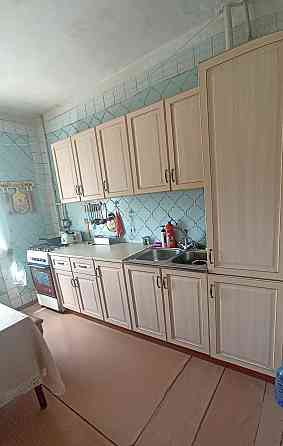 Продаётся просторная и светлая 4-комнатная квартира в Луганске! Луганск