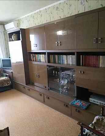 Продаётся просторная и светлая 4-комнатная квартира в Луганске! Луганск