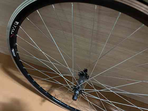 Продам новые велосипедные колеса в сборе Донецк