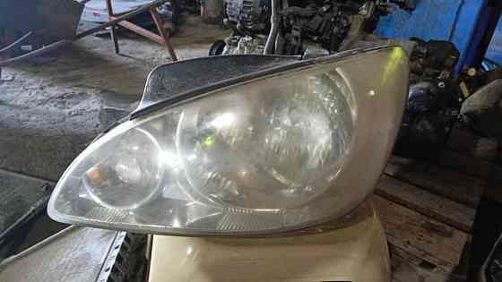 Фара б/у продаётся разные марки авто Енакиево