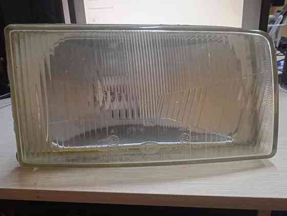 Фара б/у продаётся разные марки авто Енакиево