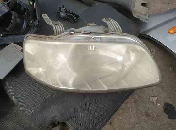 Фара б/у продаётся разные марки авто Енакиево
