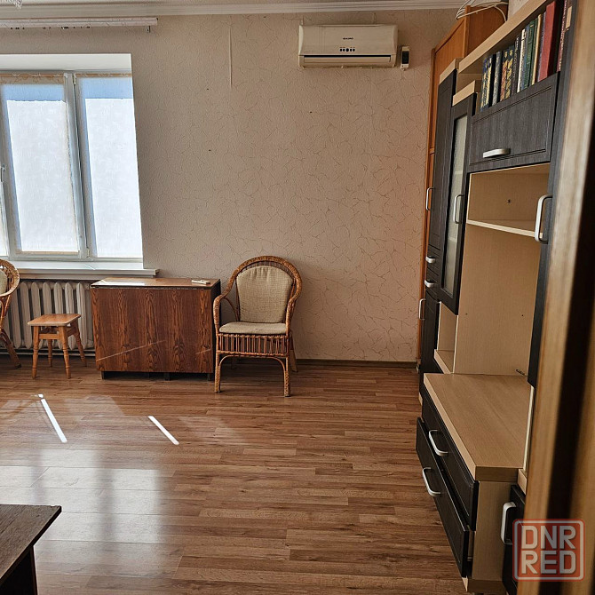 Сдам 1 комнатную квартиру в Ворошиловском р-не, проспект Дзержинского 8А Донецк - изображение 1