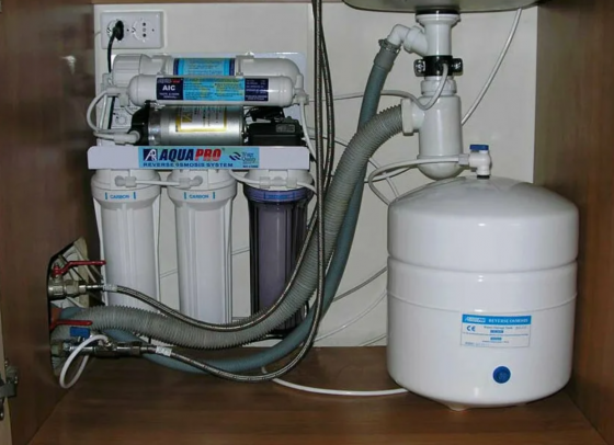 Установка обратных осмосов любой сложности и любой модификации. Донецк