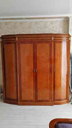 Продаю спальный гарнитур (лакированный шпон) в хорошем состоянии . Донецк