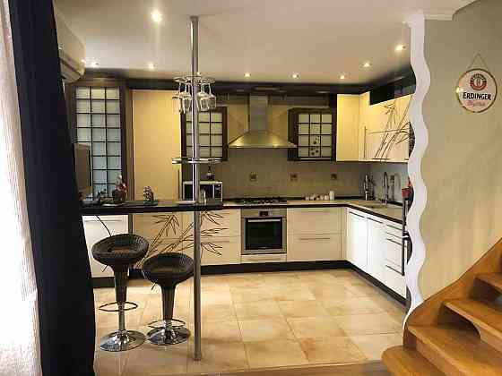 3-х комн. кв., пр-т Ильича, ориентир маг. "Грузия" Донецк