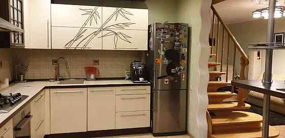 3-х комн. кв., пр-т Ильича, ориентир маг. "Грузия" Донецк