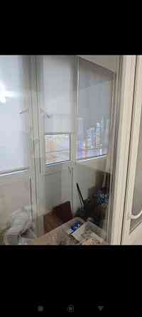 сдам 2 к.кв. ленинский р. мариупольск. р.конти мужские костюмы 25000 р. Донецк