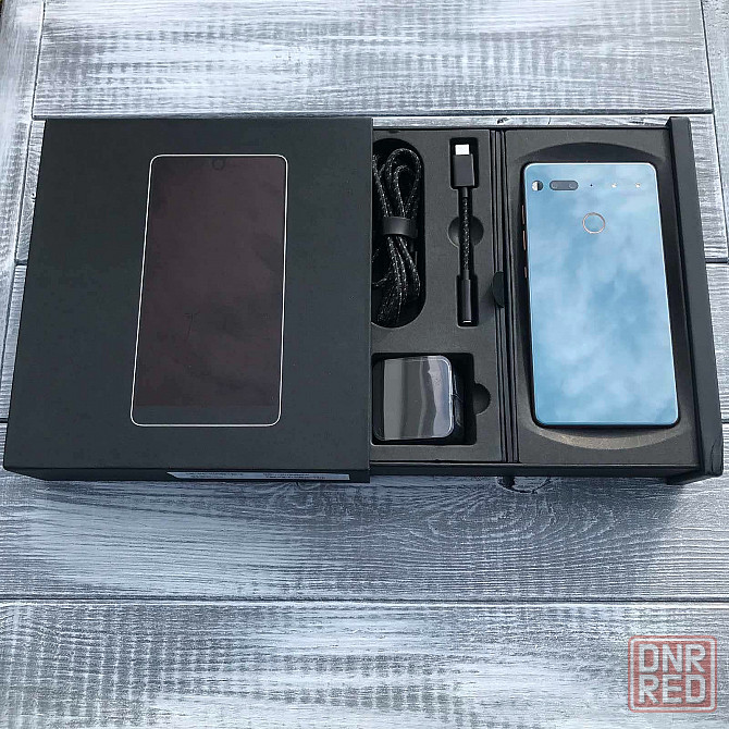 Essential phone ph-1. Ocean Depths Донецк - изображение 1