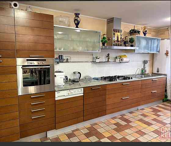 Пентхаус 203м,кв,пер.Орешково элит класса Донецк