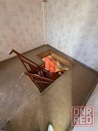 Продаётся с гаражом 2-х этажный 3-х комнатный дом с землёй в с. Андреевка ст,, Мебельщик " Донецк - изображение 7