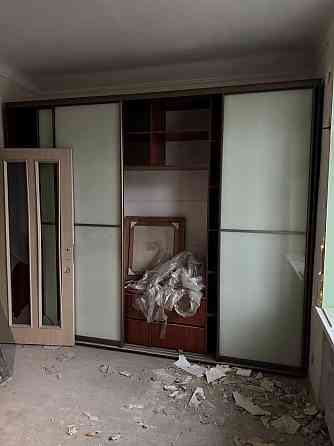 Продам 2км.кв.Сталинка Левый Берег Площадь Мариуполь