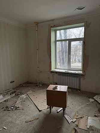 Продам 2км.кв.Сталинка Левый Берег Площадь Мариуполь