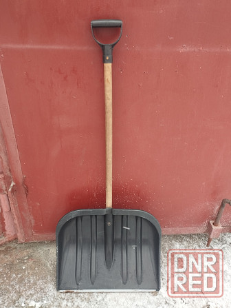 Продам пластик лопата под снег. Донецк - изображение 1