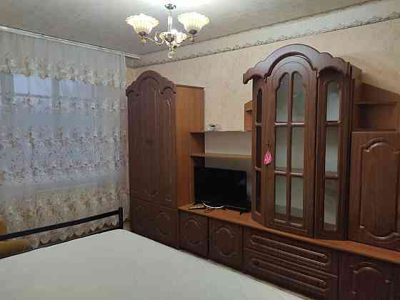 Даки, Черемушки, 2-х комнатная квартира на третьем этаже Макеевка