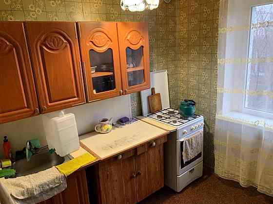 Продам 2ком центр Бирюзовой с большой кухней, гардеробная,мебель Донецк