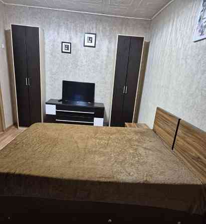 Сдается двухкомнатная квартира в Буденовском районе напротив Майского рынка Донецк