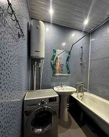 Сдаю двухкомнатную квартиру 68.0 м² этаж 2 город Донецк, Петровский район, площадь Победы Донецк