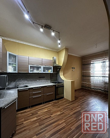 Сдаю двухкомнатную квартиру 68.0 м² этаж 2 город Донецк, Петровский район, площадь Победы Донецк - изображение 2