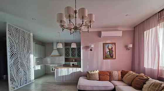 Сдаю трехкомнатную квартиру в Куйбышевском районе на дк Куйбышева Донецк