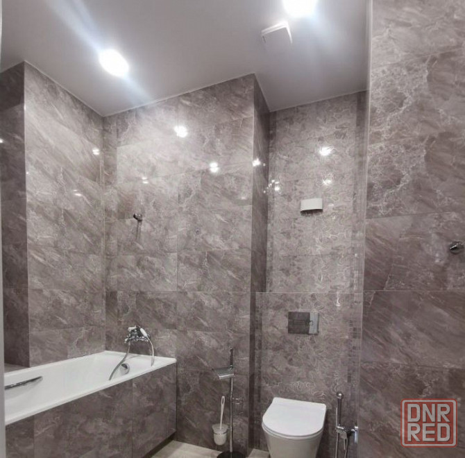 Сдаю трехкомнатную квартиру в Куйбышевском районе на дк Куйбышева Донецк - изображение 8