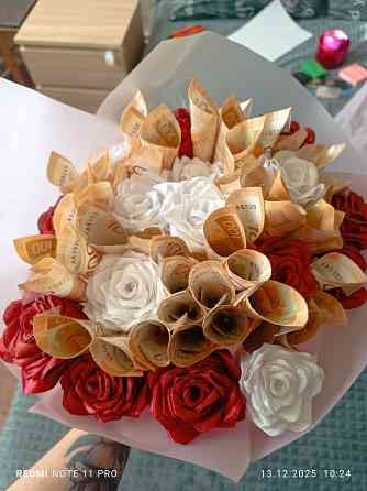 Букеты из атласных роз Макеевка