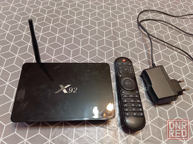 Продаю смарт приставку х92. Макеевка - изображение 1