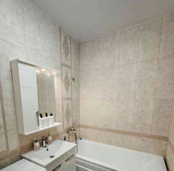 Сдам двухкомнатную квартиру в Калининском районе Донецка Донецк