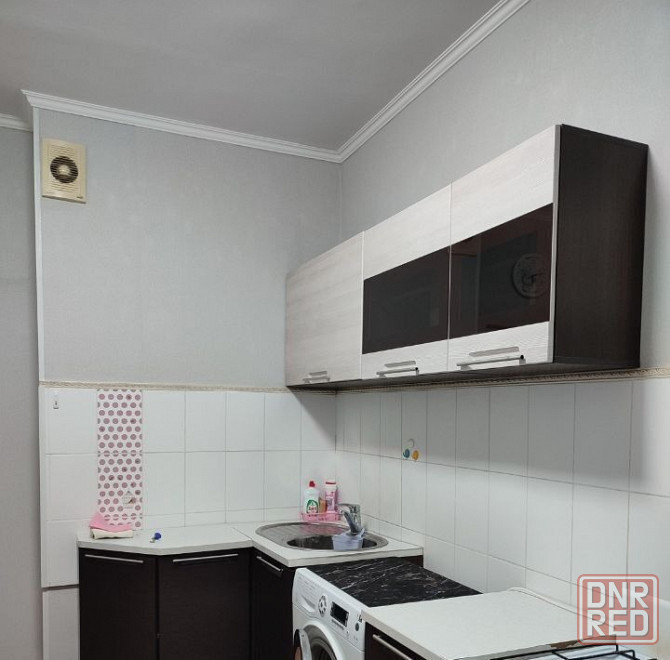 Донецк Сдаю уютную однокомнатную квартиру в Киевском районе, ул. Савченко 11. Донецк - изображение 1