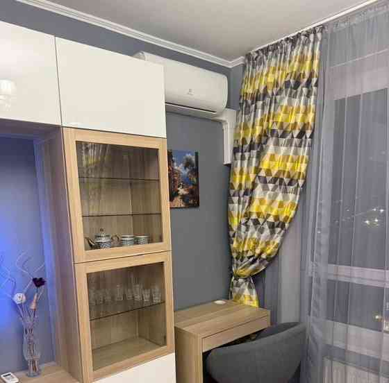 Сдаю двухкомнатную квартиру в Калининском районе Донецка. Ориентир: Мед.Универ. Донецк