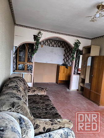 Срочно 3к кв м-н Зеленый Макеевка - изображение 2