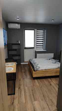 Сдаётся современная квартира-студия в Ворошиловском районе Донецк