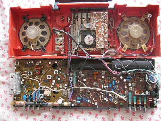 Части магнитол пионер 2шт Донецк