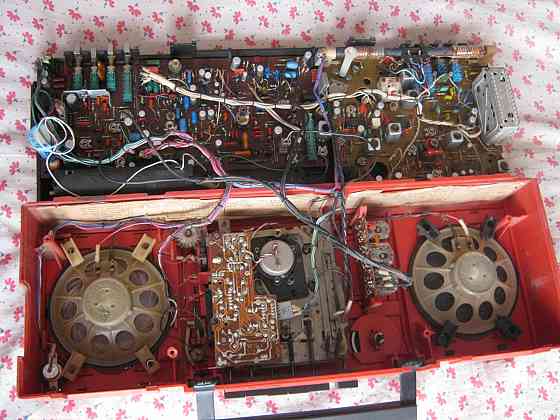 Части магнитол пионер 2шт Донецк