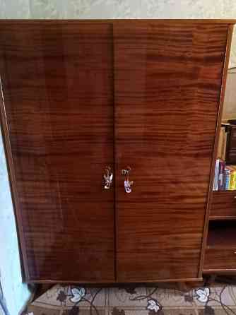 продам полированный шкаф Донецк