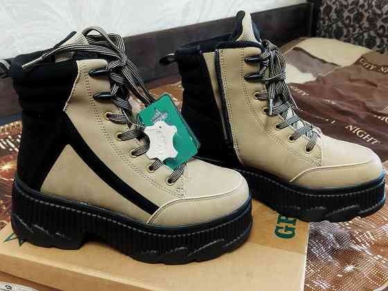 Ботинки новые зимние р.37 Донецк