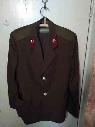 Шинель офицерская ссср с петлицами и погонами р-р48-50 средний рост,китель Донецк