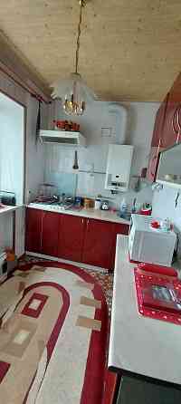 Продам 3 х ком в районе цирка Донецк