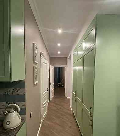 Продам трехкомнатную квартиру в Центре Донецк