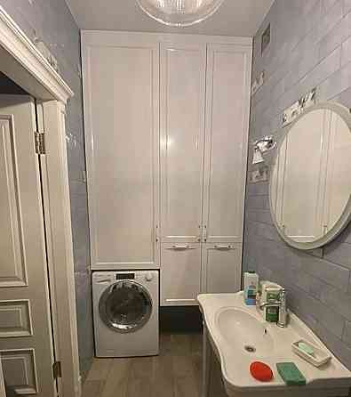 Продам трехкомнатную квартиру в Центре Донецк