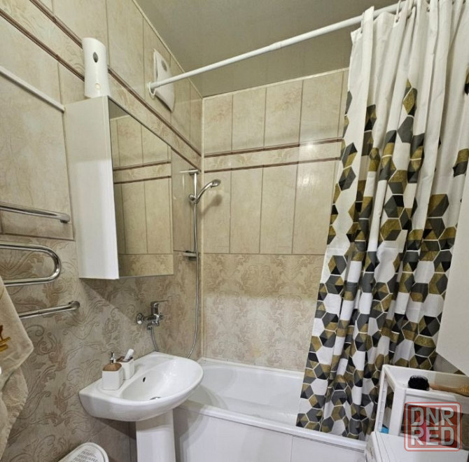 Сдам квартиру в Буденовском районе на Заперевальной Донецк - изображение 1