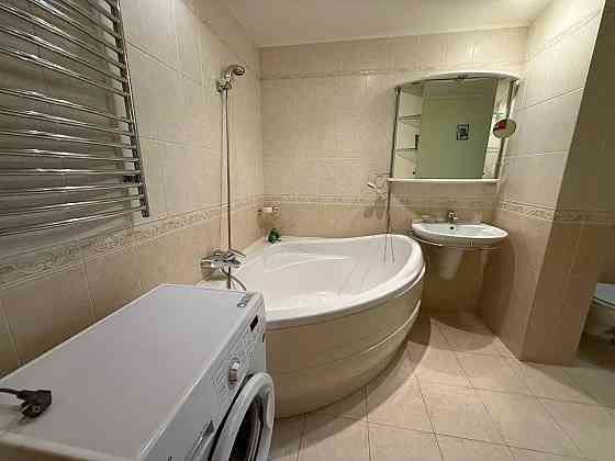 Продаётся 4-комнатная квартира, Ленинский район, Южные склоны Донецк