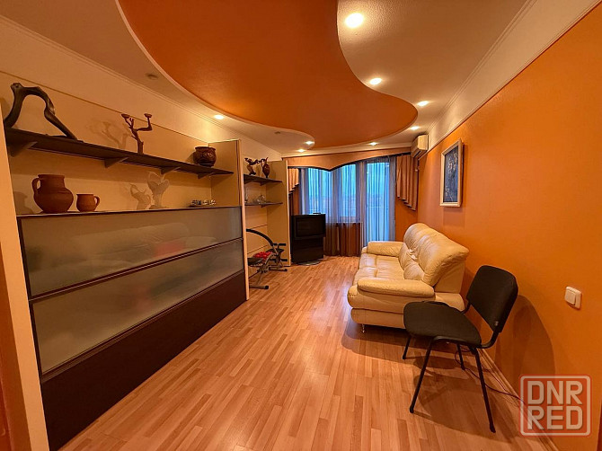 Продаётся 4-комнатная квартира, Ленинский район, Южные склоны Донецк - изображение 1