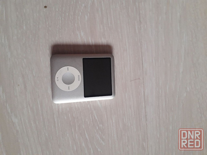 iPod Nano 3Rd Generation Silver 4 Gb Model A1236 Донецк - изображение 2