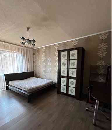 Продам 3-х комнатную, Цветочный Донецк