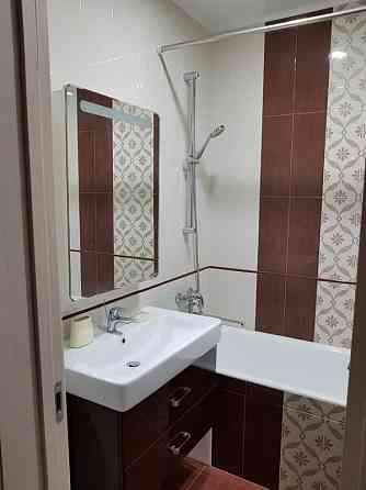 в долгосрочную аренду сдаётся двухкомнатная квартира в кировском районе, ул. петровского. Донецк