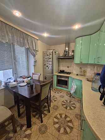 Продам отличную 4х комнатную квартиру в Ленинском районе Донецк