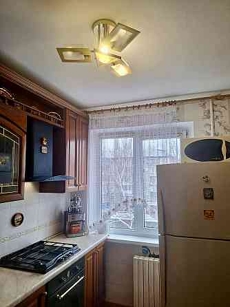 Продам 2 - х комнатную квартиру Донецк