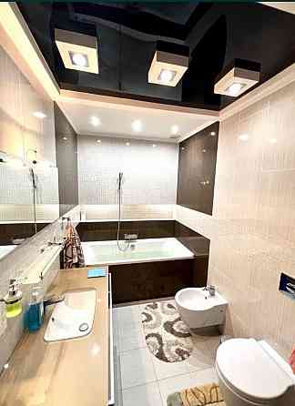 Сдам 3-комнатную квартиру, 95 м², Кальмиусский район. Донецк