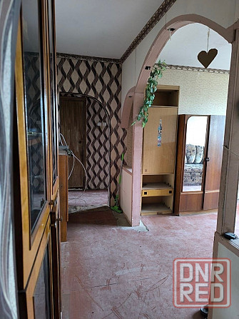 Продажа 3-х комнатная квартира м-н Зеленый, ост. Скорая помощь Макеевка - изображение 4